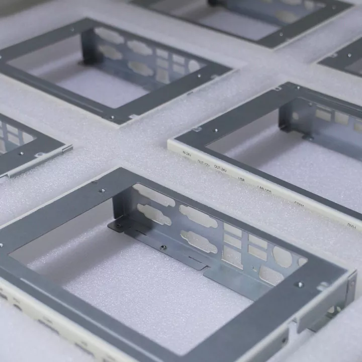 Server Sheet Metal cải thiện hiệu suất và độ bền trong các trung tâm dữ liệu hiện đại như thế nào?